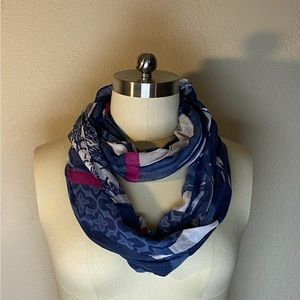 Infinity scarf, design w pink, blue, and white